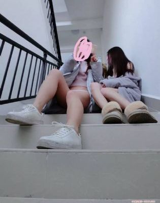 人妻日韩内射在线_HD高清电影在线