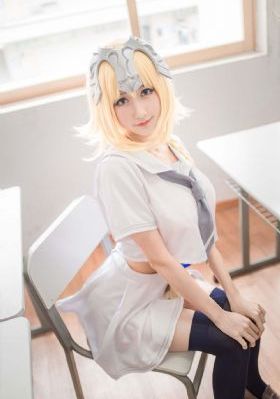 调教肌肉跪趴白浊_高清完整版